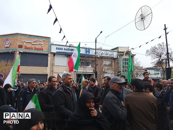  راهپیمایی روز قدس باحضور پرشور مردم نیشابور