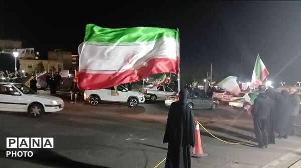 اهتزاز همیشگی پرچم سه رنگ کشورمان