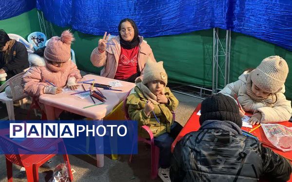 غرفه کودک هیئت انصارالحسین (ع) در جشن نیمه شعبان آزادشهر