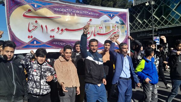 گذری بر ۱۳ آبان نیشابور 