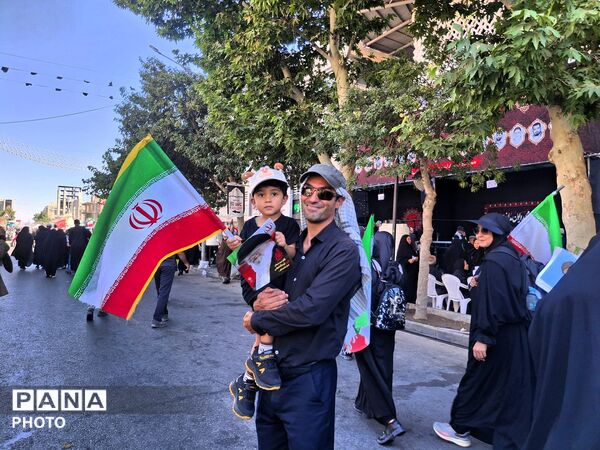 مشهد غرق در ماتم ؛ وداع میلیونی با پیکر مطهر رهبر شهید