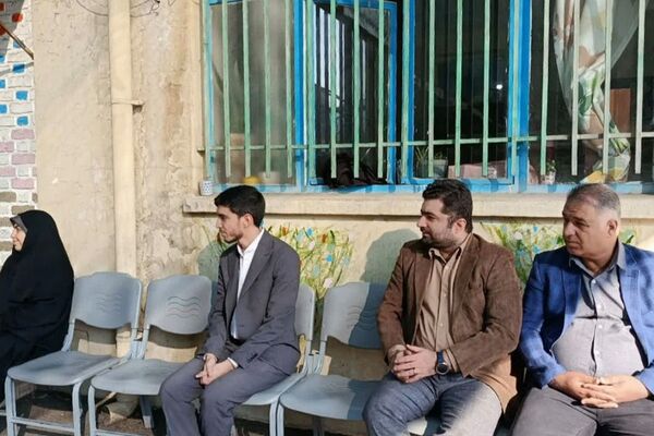 نمایشگاه دستاوردهای دانش آموزی در دبستان دخترانه وحیدکیهانی ناحیه یک شهرری