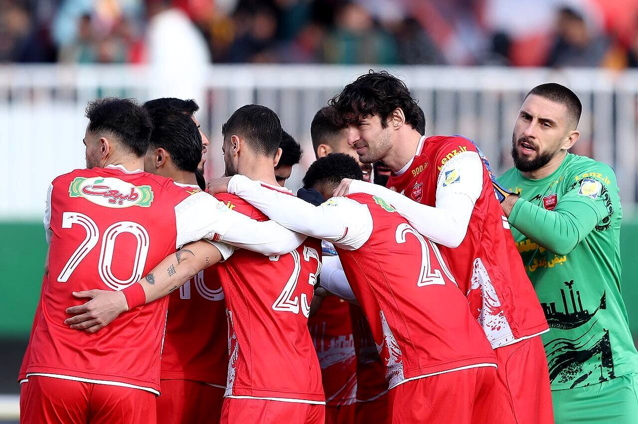 شیاطین سرخ در تله گاندوها؛ پرسپولیس بدون آقا بالاسر در فولادشهر