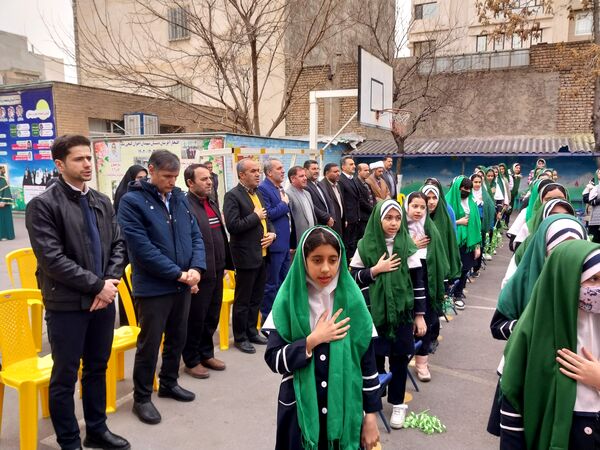 جشن نیکوکاری در دبستان اخوان گنجی