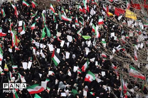 تجمع بانوان علمدار زینبیون تبریز در محکومیت جنایات بی سابقه آمریکا و رژیم صهیونیستی