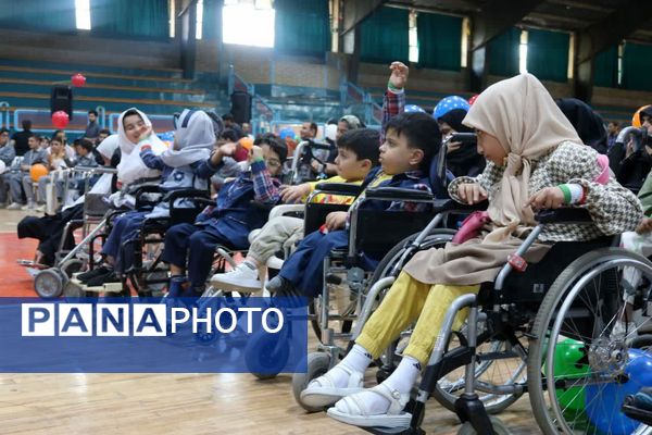 جشنواره تفریحی ورزشی فرشتگان زمینی2 در قم