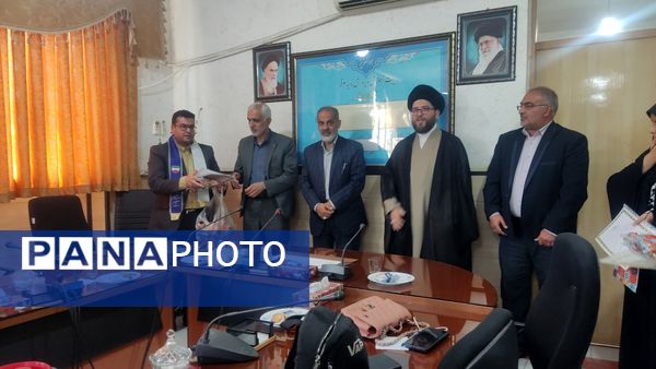 دیدار خبرنگاران پانا با مدیر آموزش و پرورش ناحیه 3 قم