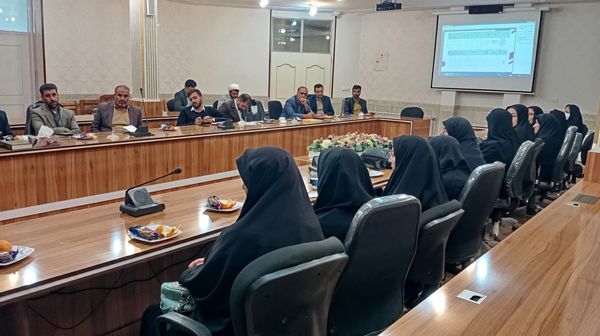 جلسه بررسی عملکرد و کیفیت آموزشی مدارس شهرستان بن با حضور مسئولان استانی