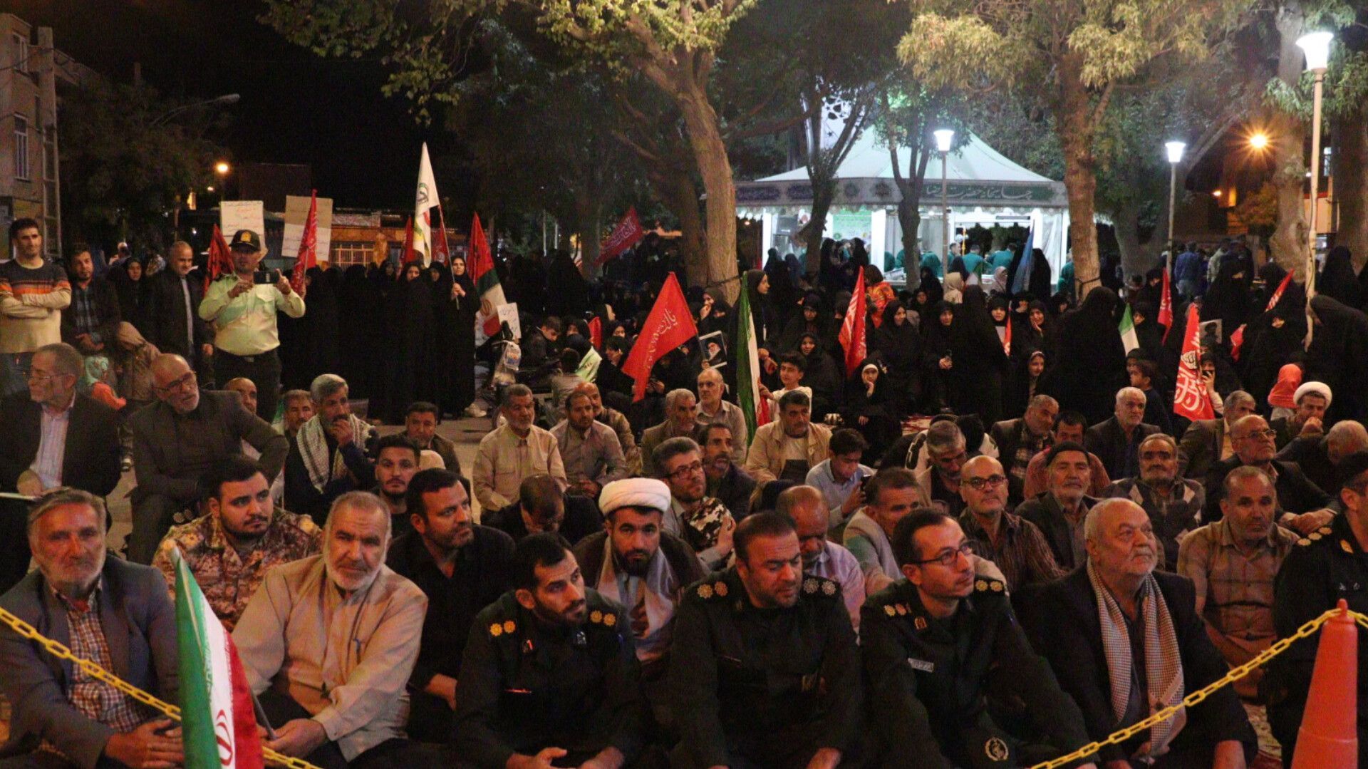 حضور پر شور مردم ولایت مدار شهرستان کبودراهنگ در تجمعات شبانه