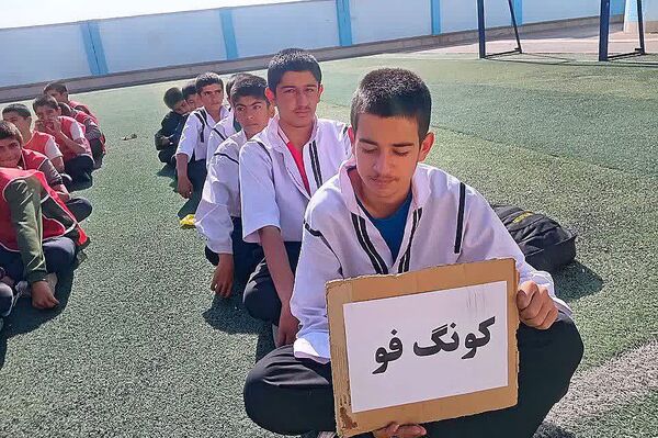 آغاز المپیاد درون‌مدرسه‌ای دانش‌آموزان دیشموک همزمان با هفته تربیت‌بدنی