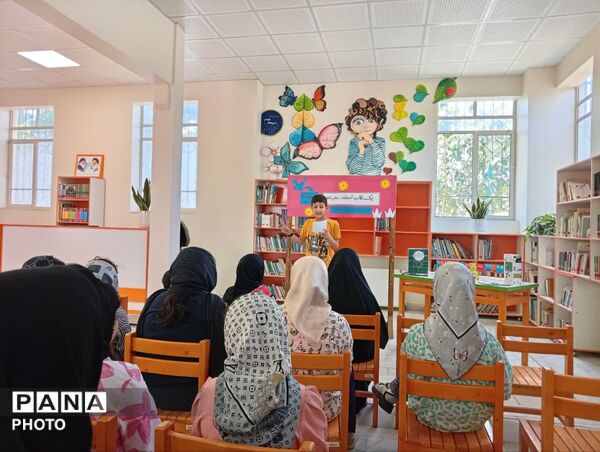 ویژه برنامه یک قاب لبخند در کانون پرورش فکری شماره ۴ یزد