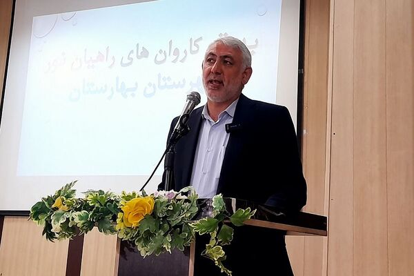 بازدید دانش‌آموزان دختر ناحیه 2 بهارستان از سرزمین نور