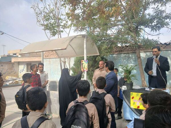 آغاز سال تحصیلی جدید در دبیرستان امید