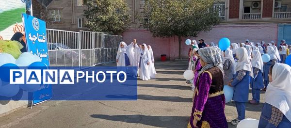 آیین افتتاحیه طرح سفیران سلامت در ناحیه یک شهرستان بهارستان 