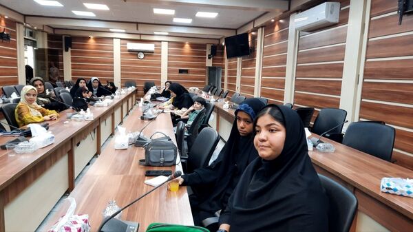دوره اول استعدادیابی خبر دختران در سازمان دانش‌آموزی استان خراسان رضوی
