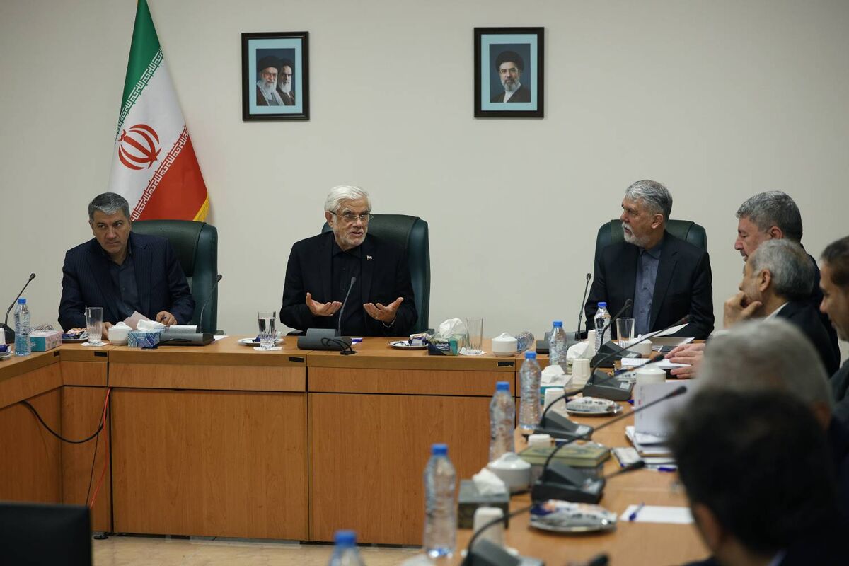 فرهنگ با بخشنامه و نگاه قیم‌مآبانه اصلاح نمی‌شود/ ضرورت بازمعماری فرهنگی در کشور
