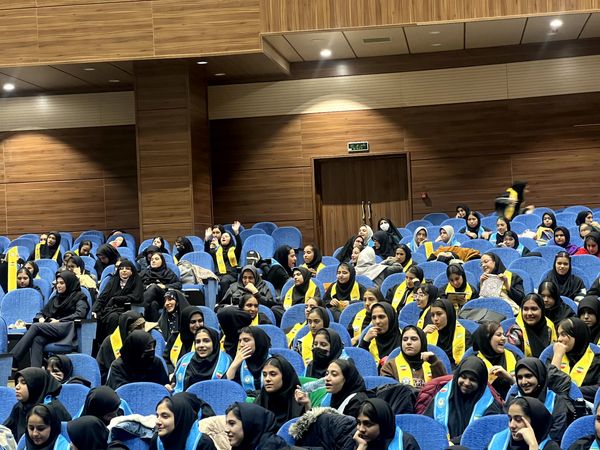 جشن بزرگ انقلاب در هشتگرد 