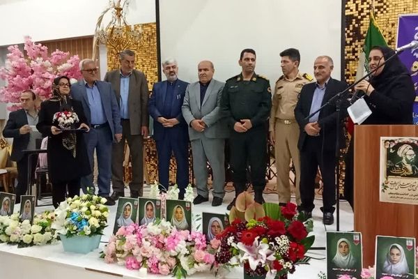 همایش گرامیداشت مقام معلم در نوشهر 