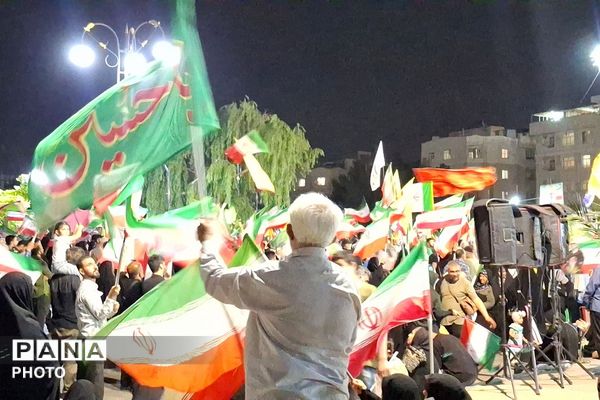 حضور پرشور و آگاهانه مردم شهرری در تجمعات شبانه میدان نماز 