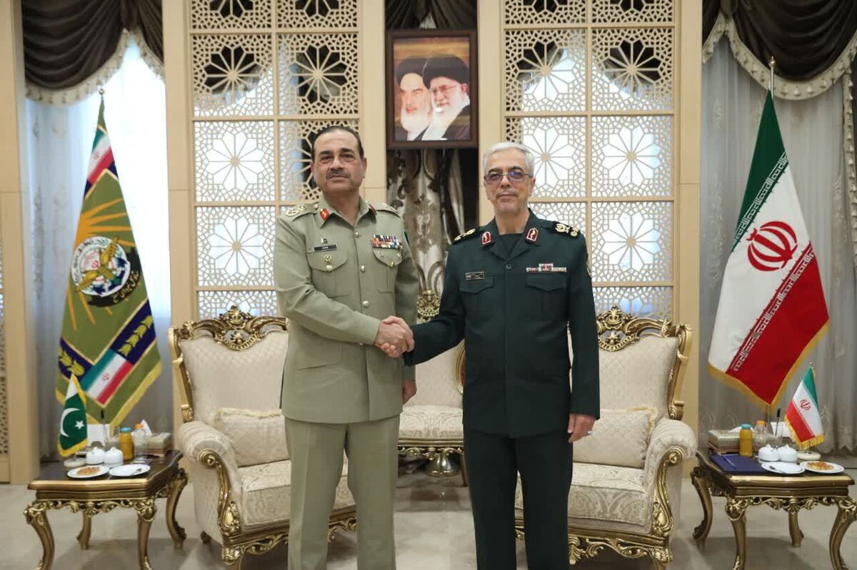  ایران و پاکستان برای از بین بردن تروریسم عزم قاطع دارند