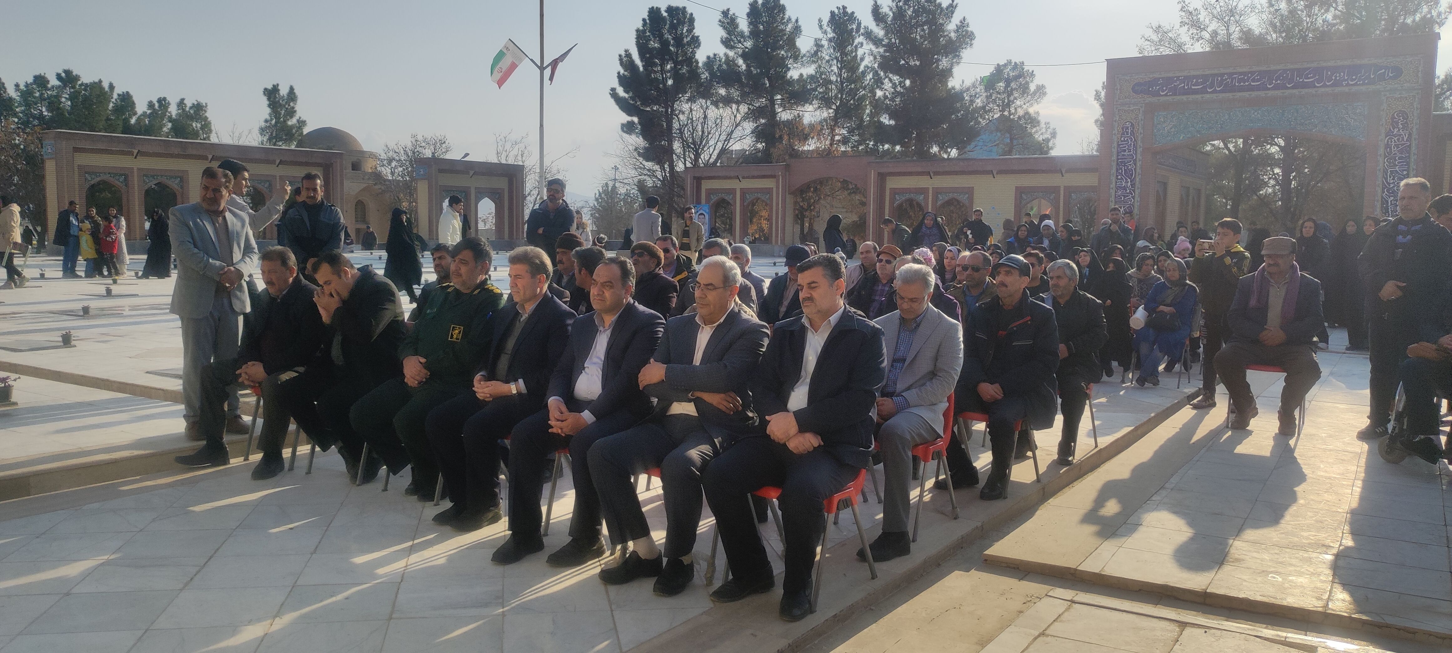 جشن پدران آسمانی در گلزار شهدای شهر زیارت