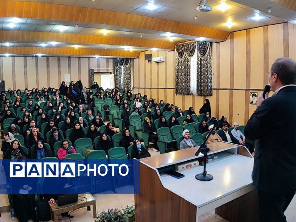 همایش تجلیل از دانش‌آموزان انجمن اسلامی شهرستان مانه و سملقان