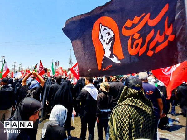 آخرین سلام؛ از میدان انقلاب تا میدان آزادی، تهران در آیین وداع با رهبر شهید