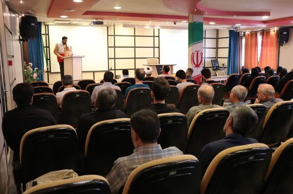 آئین اعزام تیم های درمان اضطراری جمعیت هلال احمر خراسان شمالی به کشور عراق