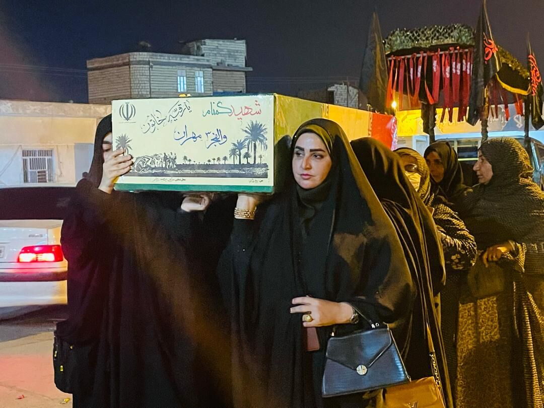 عشق و شور مردم میناب در تشیع پیکر شهدای گمنام