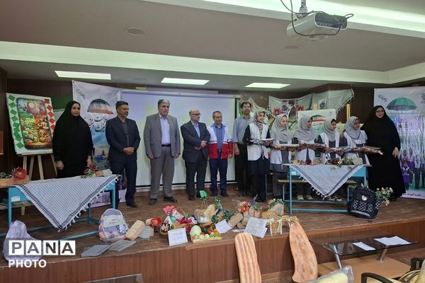 برپایی گرامیداشت هفته سلامت در اداره آموزش و پرورش چهاردانگه