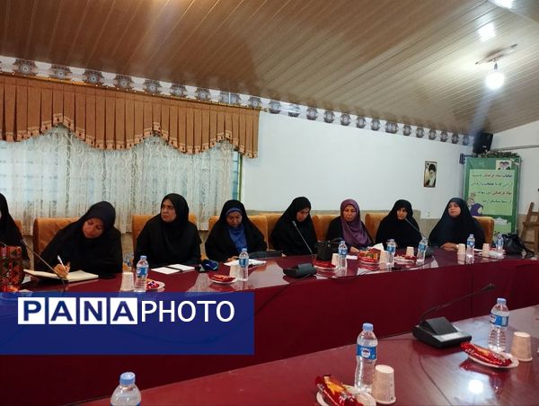 نشست تخصصی و تبیین سیاست‌های حوزه معاونت پرورشی و تربیت‌بدنی میاندورود 