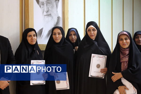 تجلیل از برترین‌های تدریس و یادگیری در جشن نوآوری و خلاقیت در آموزش