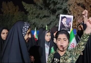 اجتماع شبانه فرهنگیان و دانش‌آموزان ناحیه 3 قم