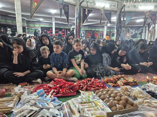 مراسم شیرخوارگان حسینی در بلده