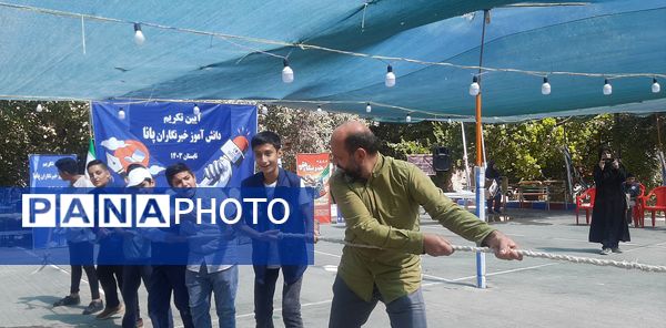 مراسم روز تکریم از دانش‌آموزان فعال خراسان رضوی ویژه پسران