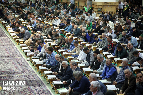 آیین ترتیل خوانی قرآن کریم در حرم حضرت معصومه(س)
