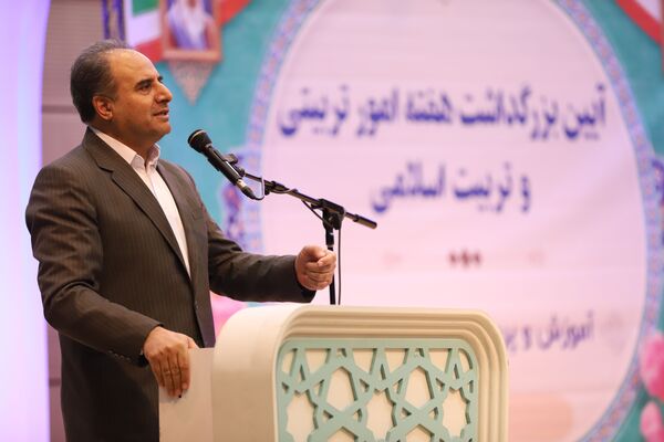 آیین گرامیداشت هفته امور تربیتی ناحیه 3 تبریز