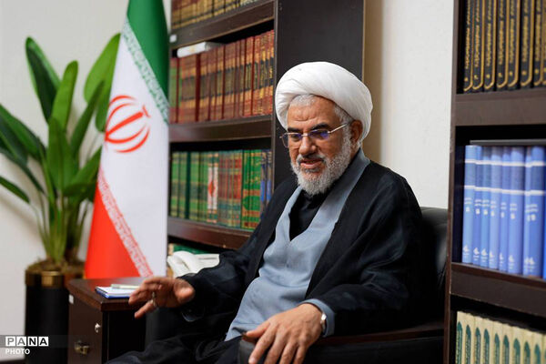 دیدار نماینده ولی فقیه در استان هرمزگان با معاون وزیر آموزش و پرورش