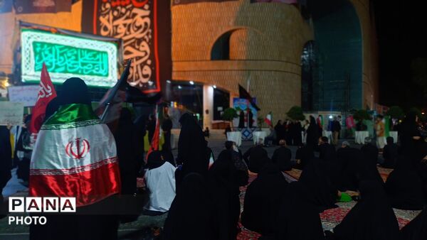 اتحاد اراکی‌ها در میدان شهدا