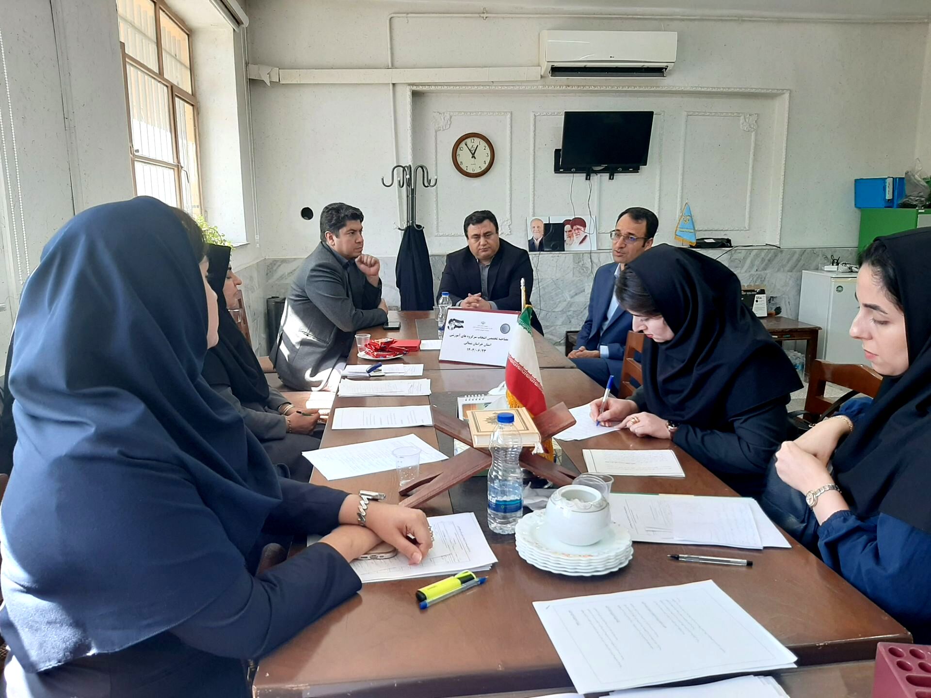  برگزاری فرآیند مصاحبه تخصصی سرگروه‌های آموزشی در مقطع ابتدایی خراسان شمالی