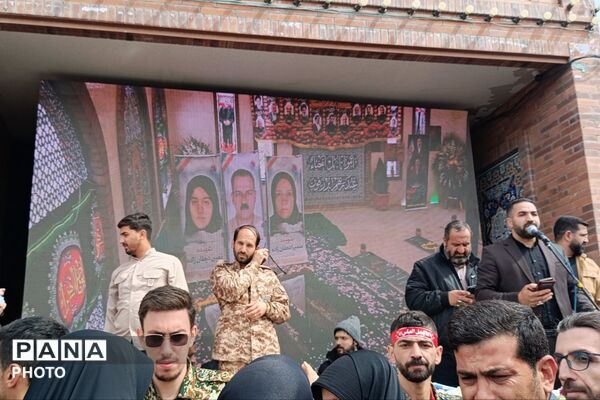 پردیس میزبان تشییع و تدفین پیکر خانواده شهید دهقان‌زاده 