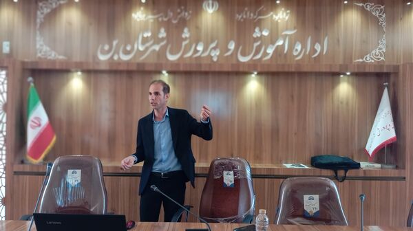 نشست توانمندسازی مدیران و مشاوران مدارس بن با محوریت پیشگیری از آسیب‌های اجتماعی