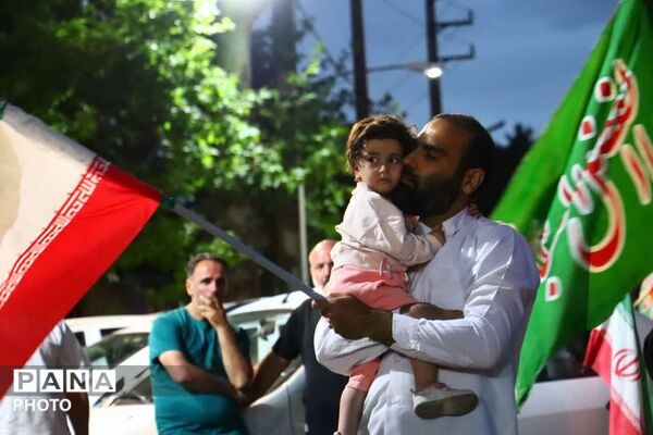 خروشان جمعیت در سراسر مناطق تهران