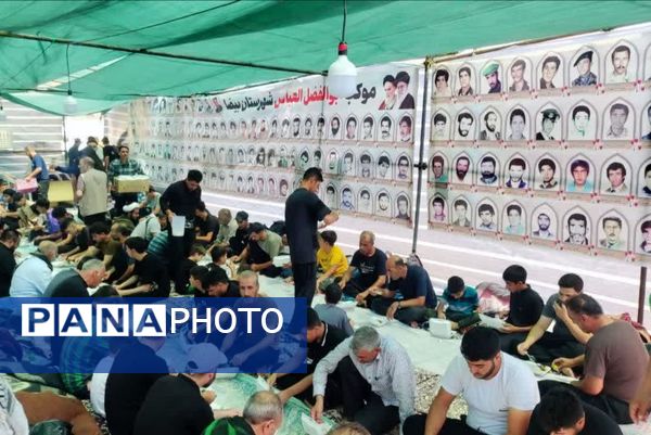 ازدحام پرشور زائران از شهرستان بیضا در کربلا معلی