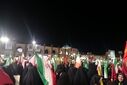 تجمع مردم در حسینیه امیرچقماق یزد همزمان با بدرقه پیکر دو شهید