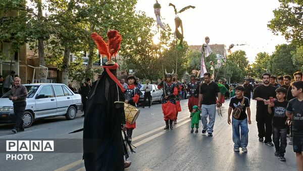 شور حسینی در نخستین روز صفر میزبان کاروان نمادین اسرای شام در تفرش 