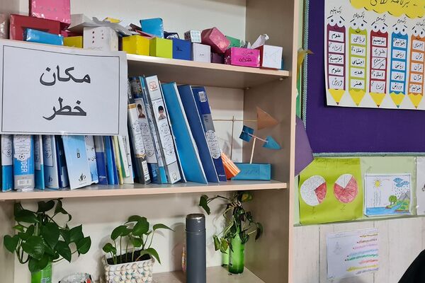 مانور سراسری زلزله در دبستان هموطن یک رودهن 
