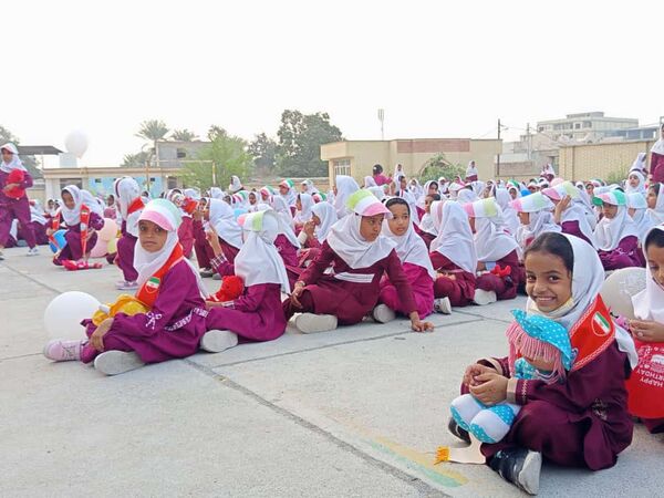 جشن «هفته سلامت روان» در مدرسه شهید سمیه میناب