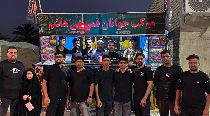  مراسم باشکوه شب تاسوعا در مسجد صاحب‌الزمان (عج) دولت‌آباد مرکزی