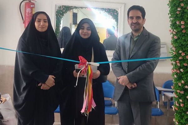 هنرهایی که نفس میکشند؛ با هنرمندی دانش‌آموزان دبستان امید بهارستان‌دو